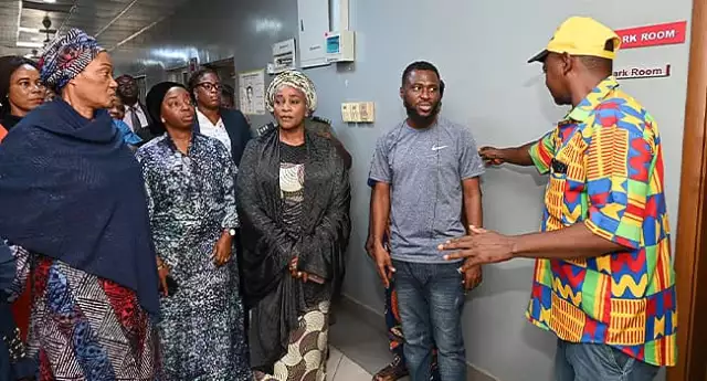 Remi Tinubu, Lagos First Lady Visit Lagos Train Crash Victims