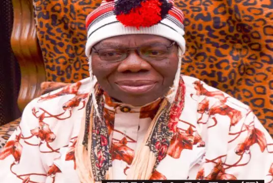 ABN TV Director, Okali Greets Paramount Ruler of Ebem, Eze Ukoha At 86 Eze Ukoha Kalu Ukoha Remains Ezieogo Of Ebem Ohafia — EODU, Backs April 8 Chieftaincy Conferment