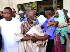 How LP Factional Chairman, Lamidi Apapa Was Booed At Presidential Petition Court