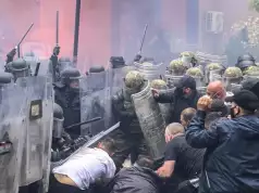 Fresh Clashes As NATO Troops Called InTo Northern Kosovo Towns Fresh Clashes As NATO Troops Called In To Northern Kosovo Towns