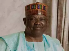 Sen. Bwacha Clears Debts Incurred By Taraba APC Secretariat, Staff Salaries