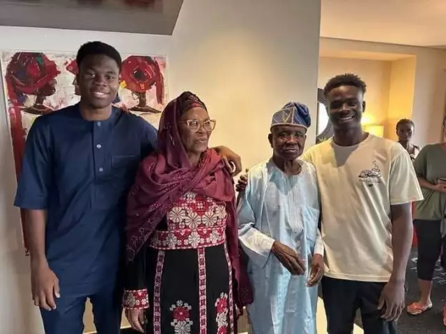 Arsenal’s Bukayo Saka Visits Grandparents In Kwara Arsenal's Bukayo Saka Visits Grandparents In Kwara