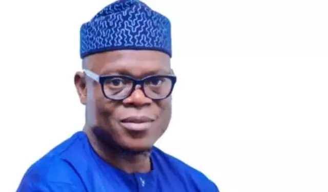 Osun People Allowed Comedians Get Hold Of Power, Says Former Senator