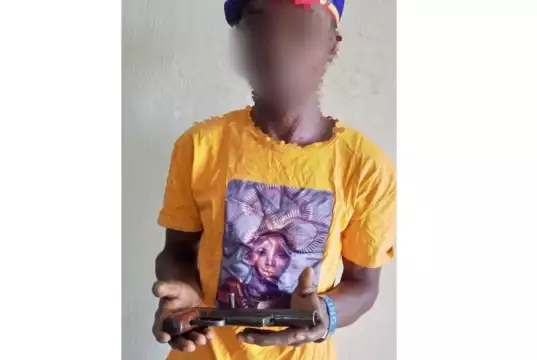 Police Arrest Teenage Suspect, Recover Pistol, Cult beret Police Arrest Teenage Suspect, Recover Pistol, Cult beret