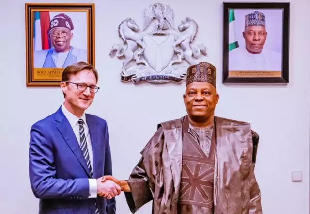 UK Envoy Finally Explains Why Nigerian Students Were Barred From Bringing Family Members UK Envoy Finally Explains Why Nigerian Students Were Barred From Bringing Family Members