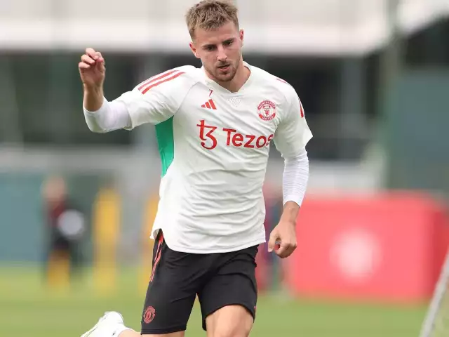 Mount Will Take Manchester United To Next Stage, Says Cole Mount Will Take Manchester United To Next Stage, Says Cole