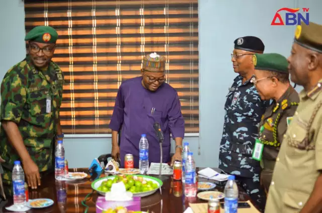 Fear Grips Criminals In Abia As New Army GOC Vows To Cooperate With Sister Agencies (Video) Fear Grips Criminals In Abia As New Army GOC Vows To Cooperate With Sister Agencies