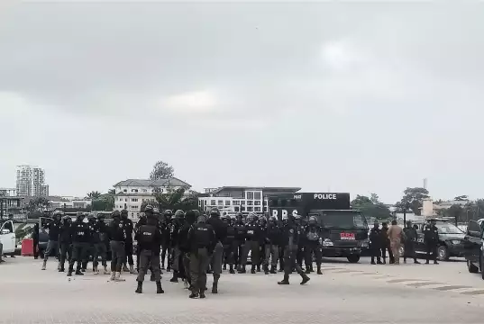 Lagos Governorship: Increased Security As Tribunal Prepares To Give Judgement Lagos Governorship: Increased Security As Tribunal Prepares To Give Judgement