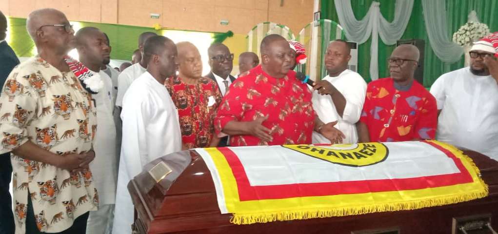 Igbo Leader Eulogise Ex-Ohanaeze Ndigbo Leader, Prof. Irukwu At Commendation Service In Abia
