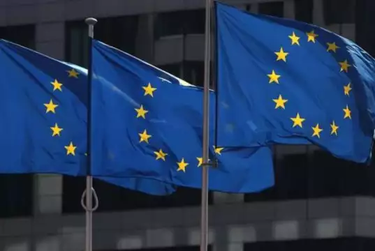 EU Halts Payments Of Development Aids To Palestinian EU Calls For Diplomacy As Iran Threatens To Close Key Oil Route