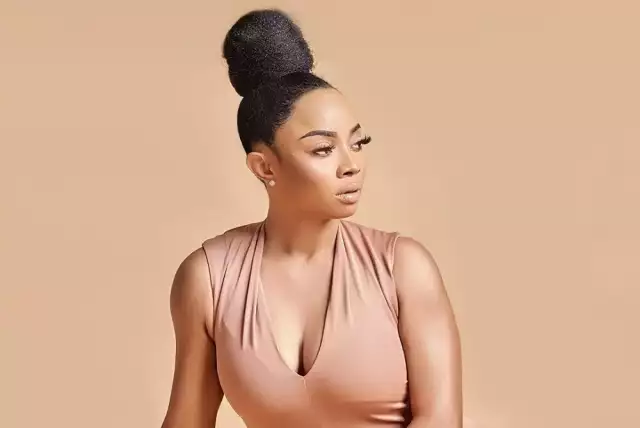 Don’t Ask Of Your Boyfriend What You can’t Afford: Toke Makinwa Don't Ask Of Your Boyfriend What You can't Afford: Toke Makinwa