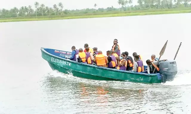 Boat Passengers Lament High Cost Of Fares, Crimes In Cross River Boat Passengers Lament High Cost Of Fares, Crimes In Cross River