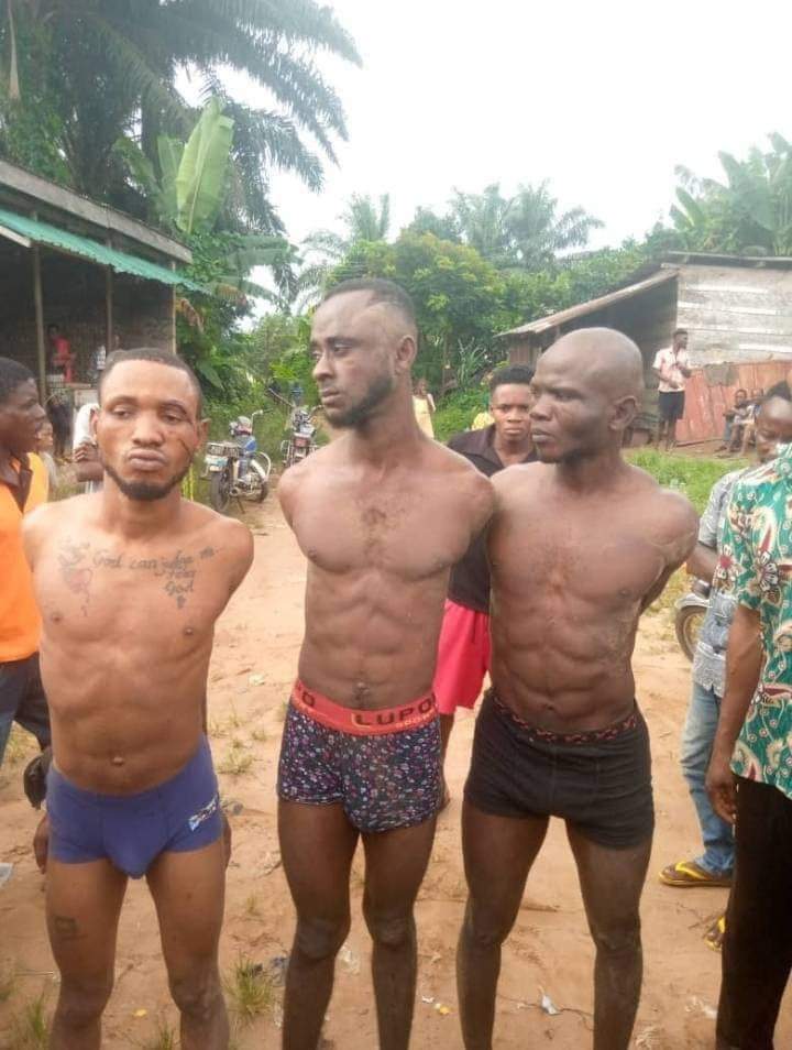 Abia Community Arrests 3 Men For Allegedly Stealing Battery From Communication Mast