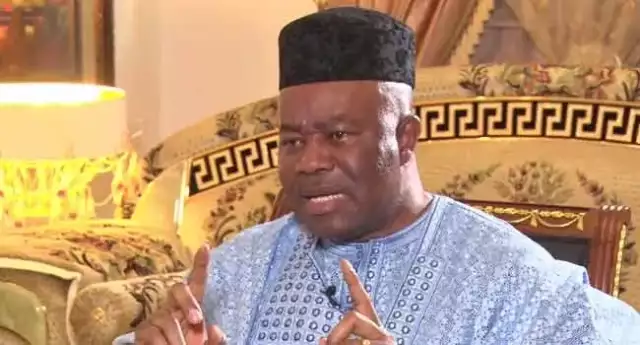 Emefiele Responsible For Economic Rot, Nigerians Should Be Patient — Akpabio I Have Never Tasted Alcohol Or Cigarette - SP Akpabio