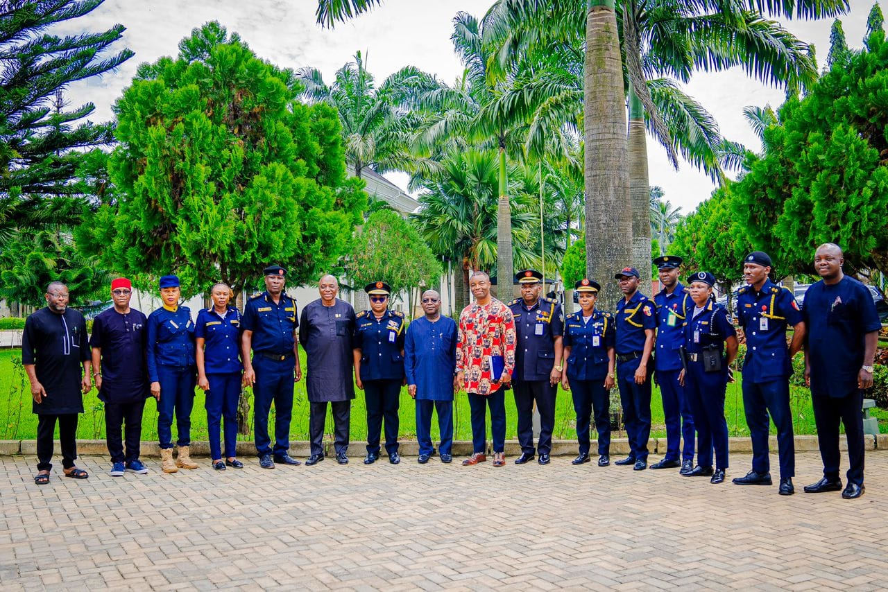 Gov Otti in a group photograph with the visiting Federal Fire Service team and some of the Governor's senior aides.