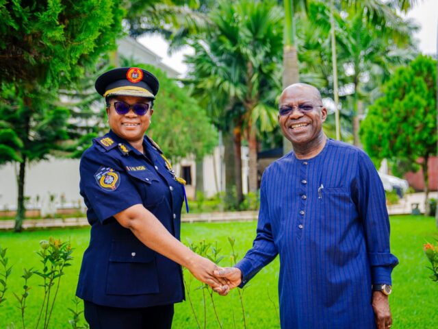 Gov. Otti Applauds Federal Fire Service For Siting Training School In Abia, Wants More Trucks For State Governor Otti welcomes the Assistant Controller-General of Federal Fire Service, Mrs. Ijeoma Achi-Okidi, who is on a tour of Abia State.