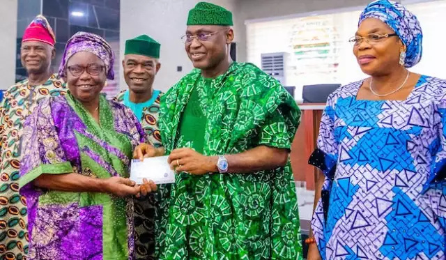 Oyebanji Pays N500 Million Gratuity To Ekiti Pensioners Oyebanji Pays N500 Million Gratuity To Ekiti Pensioners