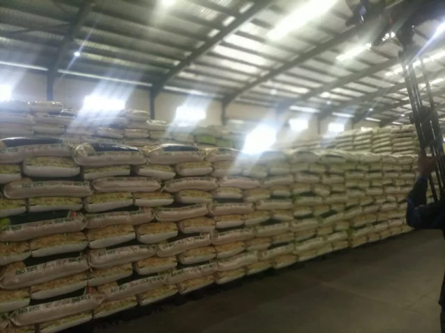 Lagos Releases 20,000 Bags Of Eko Rice, Tags 50kg At N43k, 25kg For N22k Lagos Releases 20,000 Bags Of Eko Rice, Tags 50kg At N43k, 25kg For N22k
