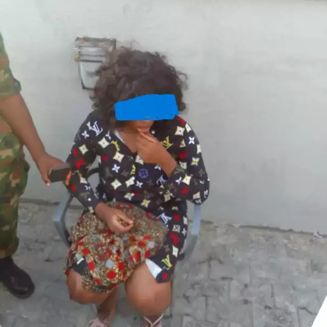 Soldiers Saves Woman From Committing Suicide In Lagos Lagoon Nigerian Army (NA) soldiers operating under 81 Division NA have successfully prevented a suicide attempt by one Mrs Francesca