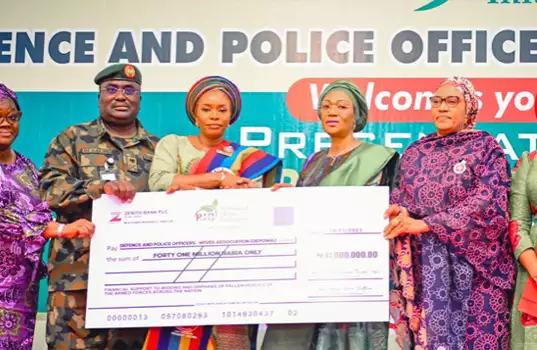 Remi Tinubu Disburses N427m To 1,709 Wives Of Late Military Personnel