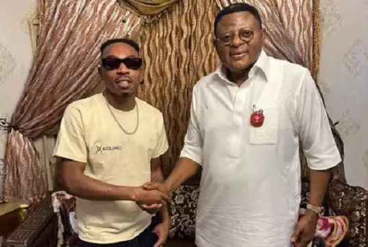 Gov Otu Promises To Compensate Mayorkun For Missing Jewellery Gov Otu Promises To Compensate Mayorkun For Missing Jewellery