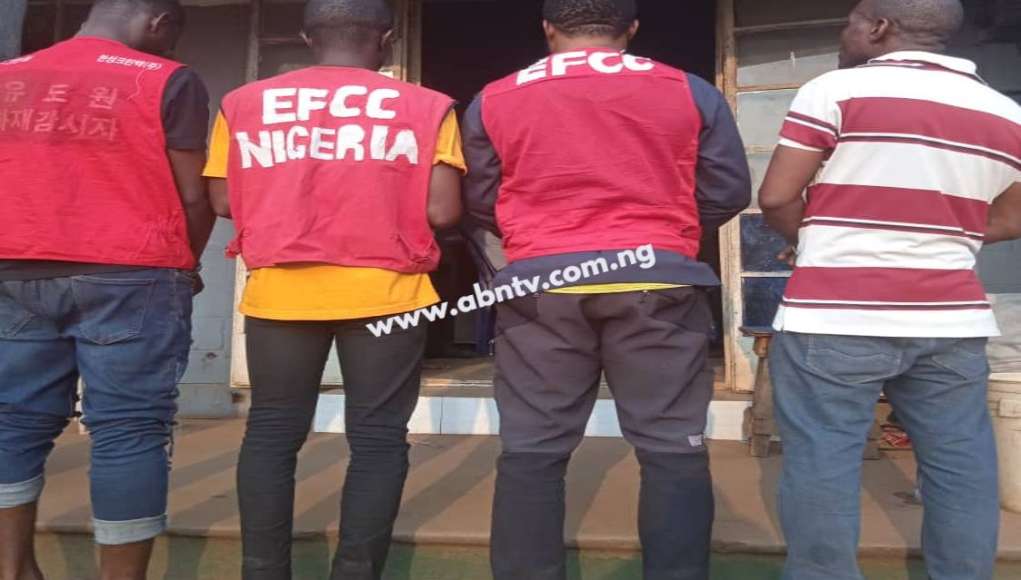 Police Arrest 5 Robbery Suspects Who Pretended To Be EFCC Officials In Abia