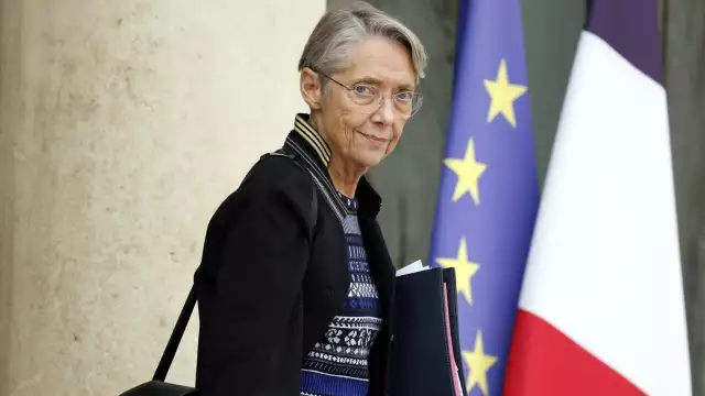 French PM Élisabeth Borne Resigns Ahead Of Expected Reshuffle French PM Élisabeth Borne Resigns Ahead Of Expected Reshuffle