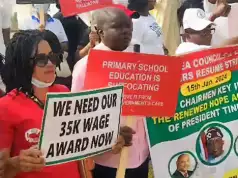 FCT Primary School Teachers Stage Protest Over Non-Payment Of Salary Arrears