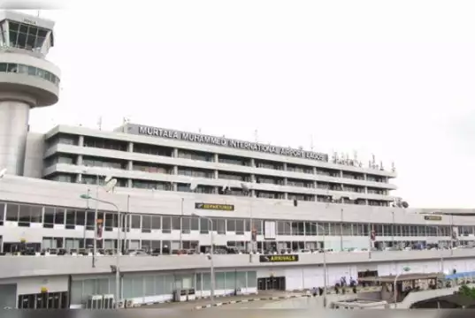 Excitement As Remodelled Lagos Airport’s Immigration Hall Hosts 1st Flight Clearance Excitement As Remodelled Lagos Airport’s Immigration Hall Hosts 1st Flight Clearance