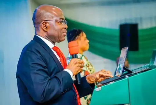 Gov. Otti Offers Explanation On Why Geometric Power Project Took 20 Years Otti Moves To Give Umuahia Look Of A State Capital, Issues Deadline For Removal Of Illegal Attachments