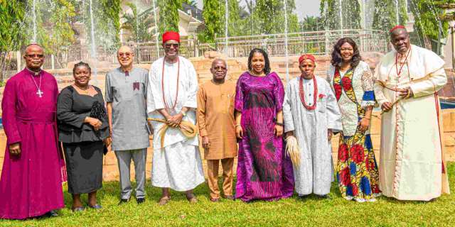 Otti Hosts Traditional Rulers, Bishops, Says South East Governors Working To Address Economic Challenges Otti Hosts Traditional Rulers, Bishops, Says South East Governors Working To Address Economic Challenges