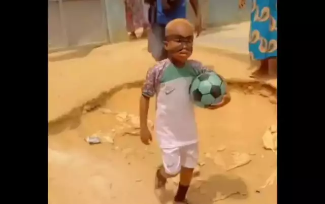 Super Eagles’ Osimhen Gifts Young Ivorian Fan N2.5m