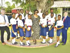Neya Kalu Foundation Donates Study Materials To St. Saviour’s School Ikoyi Neya Kalu Foundation Donates Study Materials To St. Saviour’s School Ikoyi