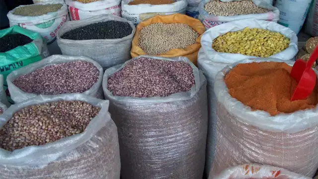 42,000mt Of Grains Being Shared To States, Says Agriculture Minister 42,000mt Of Grains Being Shared To States, Says Agriculture Minister
