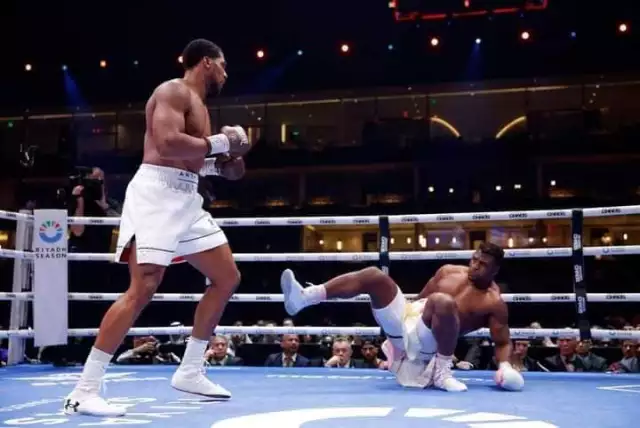 Joshua Defeats Ngannou With Second-Round Knockout (Photos) Joshua Defeats Ngannou With Second-Round Knockout (Photos)
