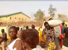 Abuja Residents Loot Government Warehouse Containing Food Items