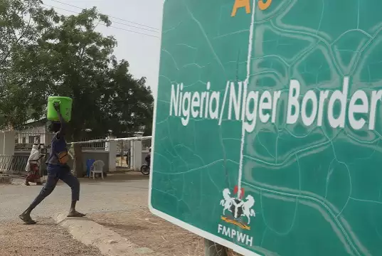 Immigration Directs Personnel To Resume Duty After Reopening Nigeria’s Border With Niger Immigration Boss Charges Border Communities To Be vigilant