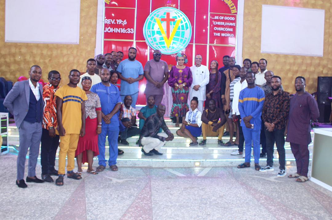UCC Youth Members and Pastors Group Picture