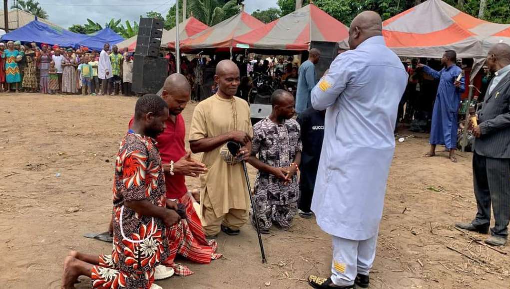 Native Doctors Give Their Lives To Christ During Monthly Prayers By Apostle Chibuzor