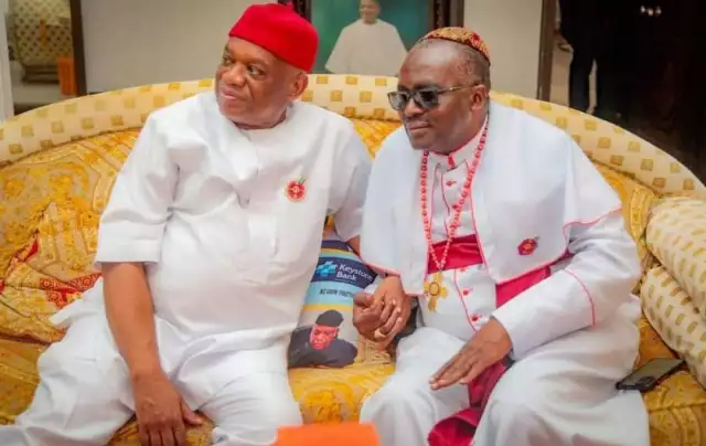 Bishop Onuoha Joins Family, Friends To Celebrate The Remarkable Milestone Of Senator Orji Kalu’s 64th Birthday Bishop Onuoha Joins Family, Friends To Celebrate The Remarkable Milestone Of Senator Orji Kalu's 64th Birthday