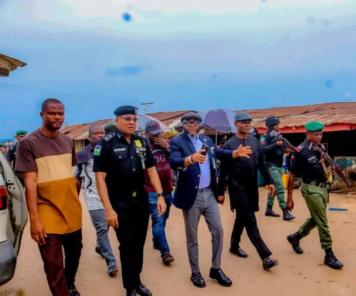 Mayor Of Umuahia North, Abia CP Inspect Major Shanties Serving As Criminal Hideouts (Photos)