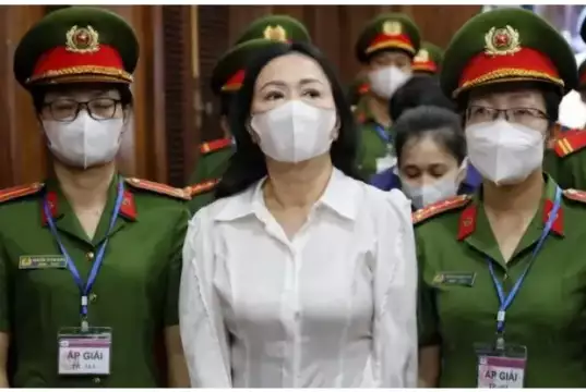 Vietnamese Woman Sentenced To Death Over $44bn Bank Fraud