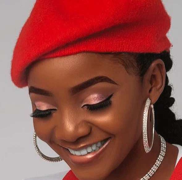 Why I’m Successful In Music Industry – Simi