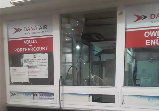 Sacked Workers Picket Dana Air Over Unpaid Salaries, Gratuities