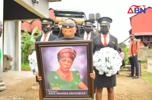 Top Dignitaries Storm Umuahia As Samuel Chukwueze’s Grandmother Goes Home (Photos, Video) Top Dignitaries Storm Umuahia As Samuel Chukwueze's Grandmother Goes Home (Photos, Video)