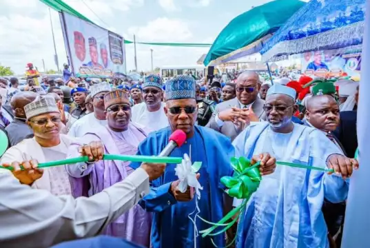 Small Businesses In Jigawa Receives FG’s N150,000 Grant Small Businesses In Jigawa Receives FG's N150,000 Grant