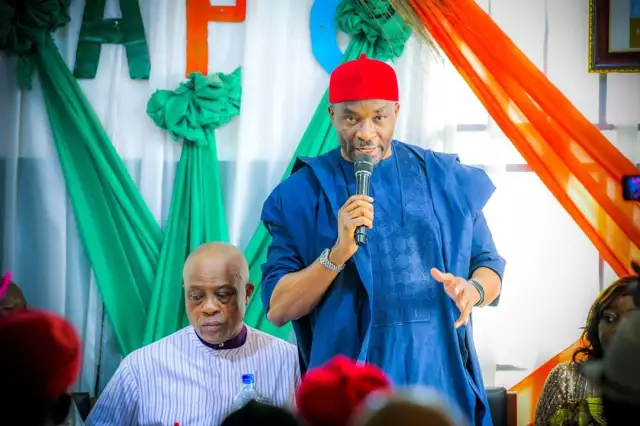 Deputy Speaker, Kalu Calls For Peace In Abia APC, Speaks On SEDC, Nnamdi Kanu (Video) Deputy Speaker, Kalu Calls For Peace In Abia APC, Speaks On SEDC, Nnamdi Kanu (Video)