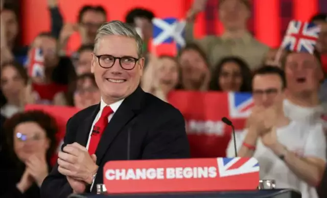 New UK PM Starmer Says He’s Not Prepared To Transfer Migrants To Rwanda