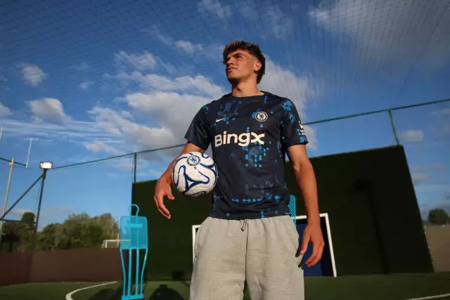 Main Reason I Left Barcelona For Chelsea – Guiu Main Reason I Left Barcelona For Chelsea – Guiu