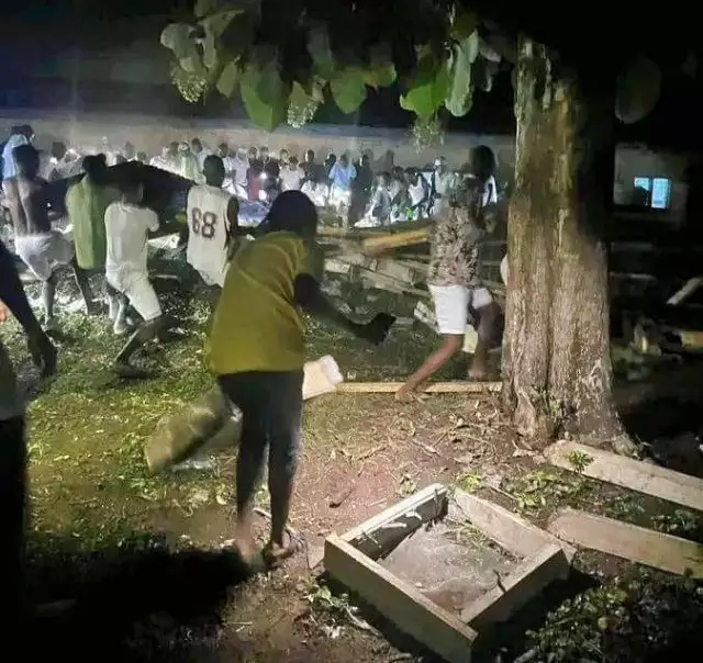 Corps Members Narrowly Escape Death As NYSC Hostel Collapses In Ekiti Corps Members Narrowly Escape Death As NYSC Hostel Collapses In Ekiti